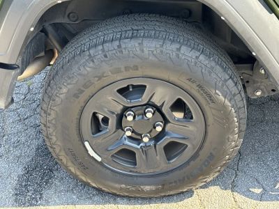 2024 Jeep Wrangler — photo 16 view
