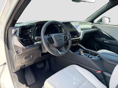 2026 Lexus TX — photo 28 view