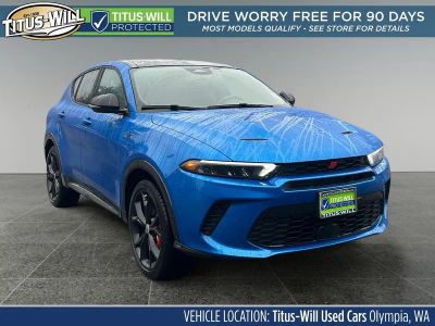2024 Dodge Hornet R/T Plus in Blu Bayou — front three-quarter view