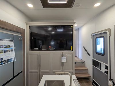 2026 Alliance RV Avenue — photo 7 view