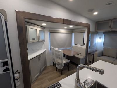 2026 Alliance RV Avenue — photo 17 view