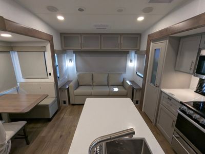 2026 Alliance RV Avenue — photo 13 view