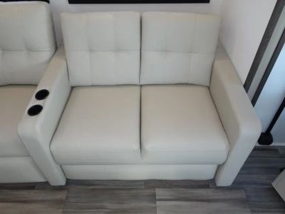 2026 Entegra VISION XL - Photo 7