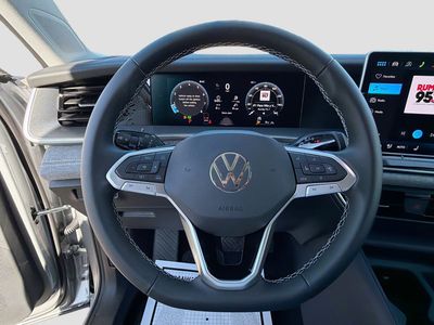 2026 Volkswagen Tiguan — photo 38 view