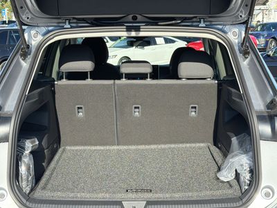 2026 Volkswagen Tiguan — photo 12 view