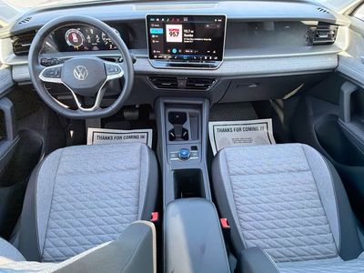 2026 Volkswagen Tiguan — photo 15 view