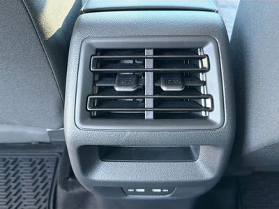 2026 Volkswagen Tiguan — photo 19 view