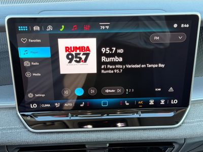 2026 Volkswagen Tiguan — photo 30 view
