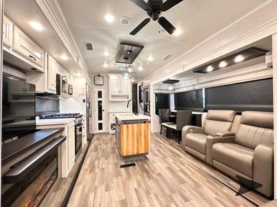 2024 Jayco North Point — photo 20 view
