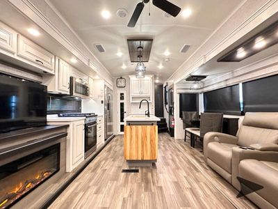 2024 Jayco North Point — photo 21 view