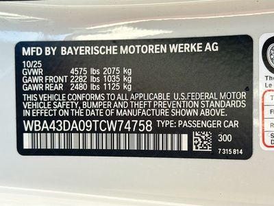 2026 BMW 4 Series — photo 42 view