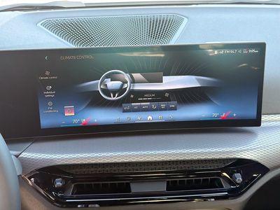 2026 BMW 4 Series — photo 34 view