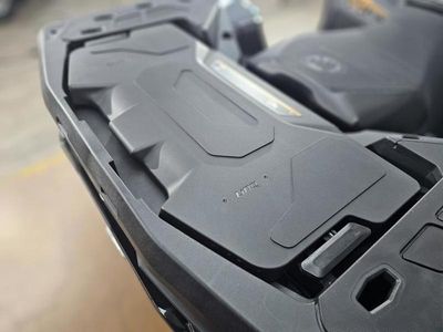 2025 Can-Am Outlander DPS 850 — photo 10 view