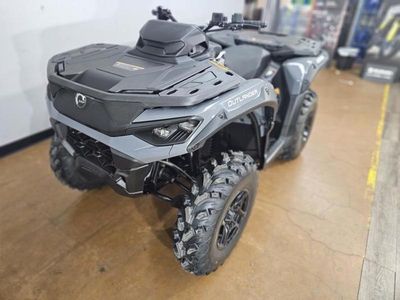 2025 Can-Am Outlander DPS 850 — rear three-quarter view