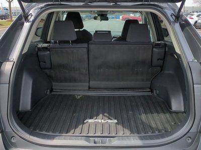 2024 Toyota RAV4 — photo 15 view