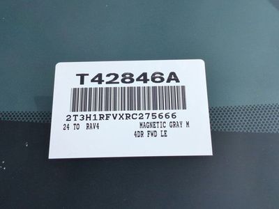 2024 Toyota RAV4 — photo 16 view