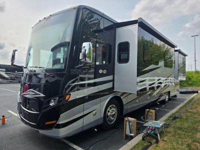 2026 Tiffin Motorhomes Allegro RED - Photo 2
