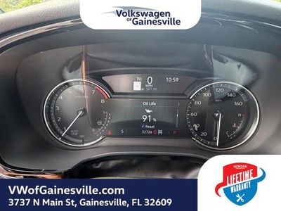 2023 Cadillac XT5 — photo 21 view