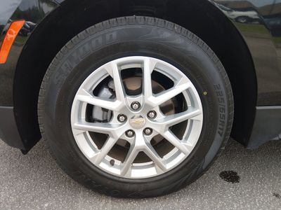 2024 Chevrolet Equinox — photo 10 view