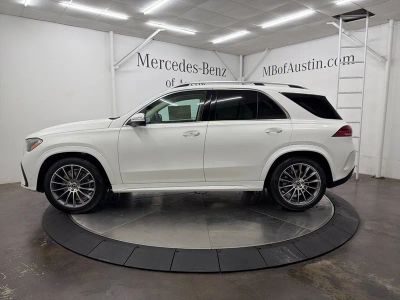2026 Mercedes-Benz GLE — interior view