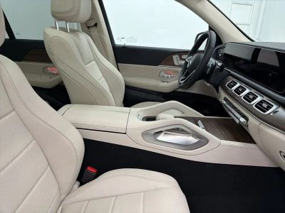 2026 Mercedes-Benz GLE — photo 30 view