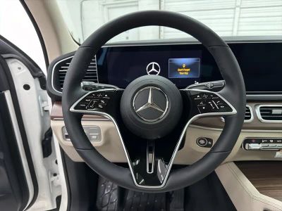 2026 Mercedes-Benz GLE — photo 15 view