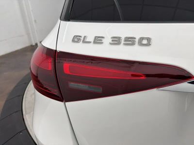2026 Mercedes-Benz GLE — photo 11 view