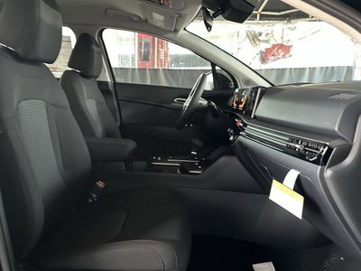 2026 Kia Sportage — photo 24 view