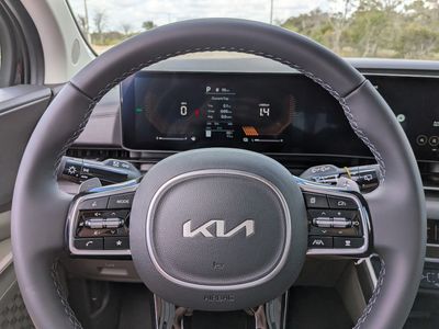2026 Kia Carnival Hybrid - Photo 31