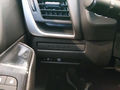2024 Nissan Rogue — photo 13 view