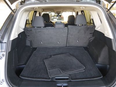 2024 Nissan Rogue — photo 11 view
