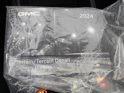 2024 GMC Terrain — photo 17 view