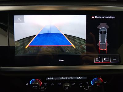 2024 Audi Q3 — photo 17 view
