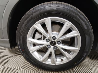 2024 Audi Q3 — photo 10 view