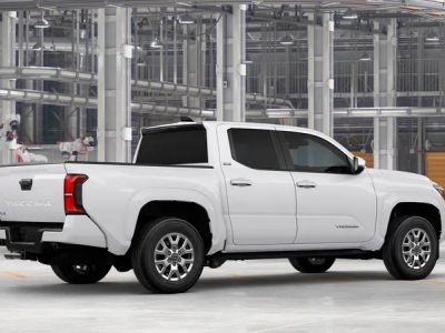 2026 Toyota Tacoma - Photo 13