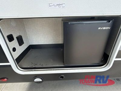 2025 Jayco Eagle HT — photo 8 view