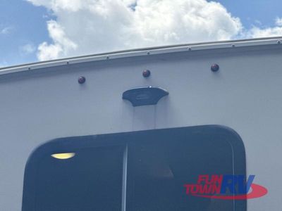 2025 Jayco Eagle HT — photo 15 view