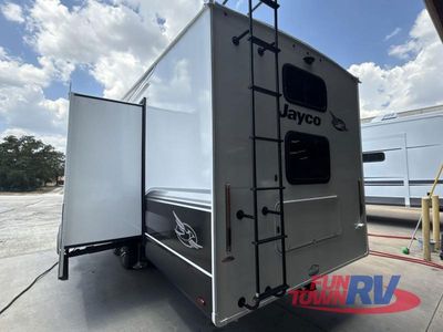 2025 Jayco Eagle HT — interior view