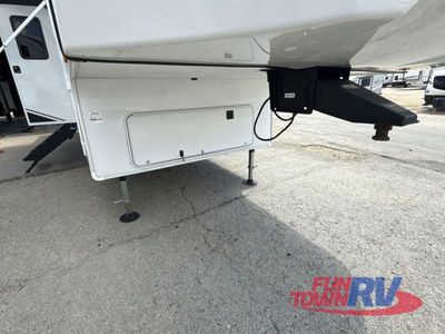 2025 Jayco Eagle HT — photo 9 view