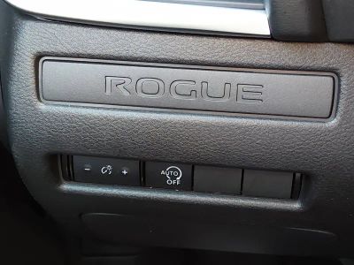 2023 Nissan Rogue - Photo 13