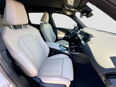 2026 BMW X3 — photo 21 view