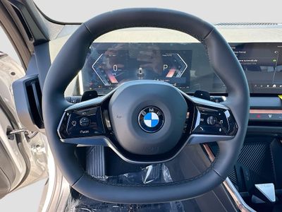 2026 BMW X3 — photo 8 view