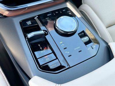 2026 BMW X3 — photo 13 view