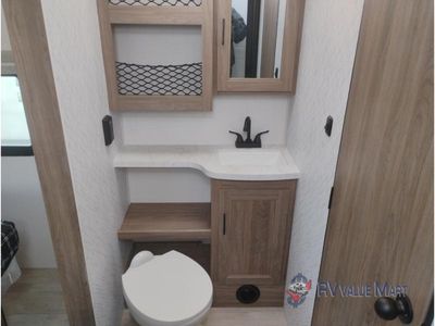 2026 Coachmen RV Freedom Express Select - Photo 14