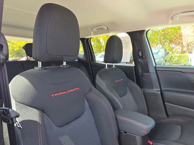 2021 Jeep Renegade - Photo 11