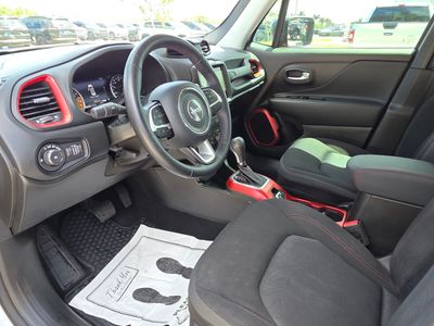 2021 Jeep Renegade - Photo 23