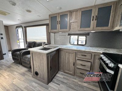 2019 Forest River Vibe — photo 10 view