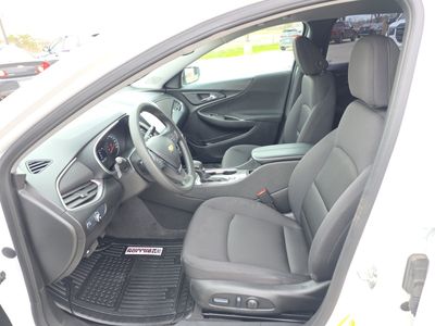 2024 Chevrolet Malibu - Photo 9