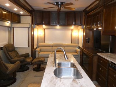 2015 DRV Luxury Suites Mobile Suites — detail view