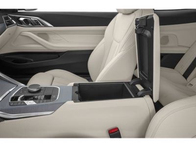 2026 BMW 4 Series — photo 16 view